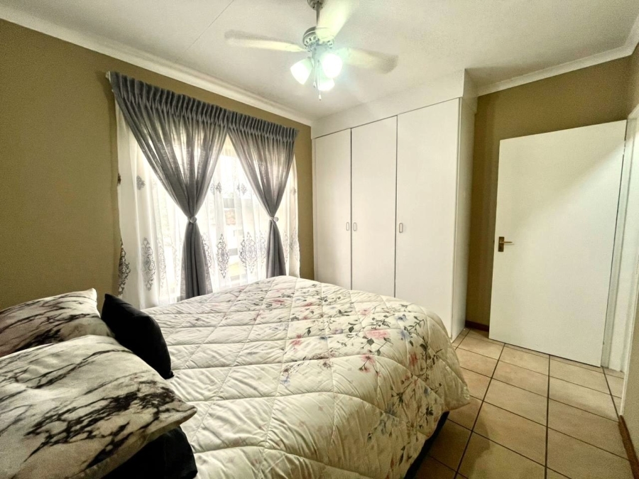 To Let 4 Bedroom Property for Rent in Cashan North West